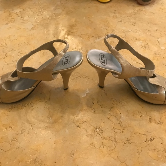 T-Style heel Sandal - Picture 2 of 2